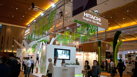 The eye-catching design of the Hitachi booth drew interested visitors